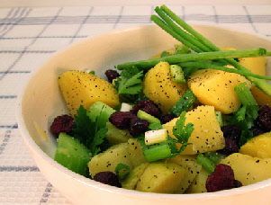 Potatoe salad with berries Potatoe salad with berries